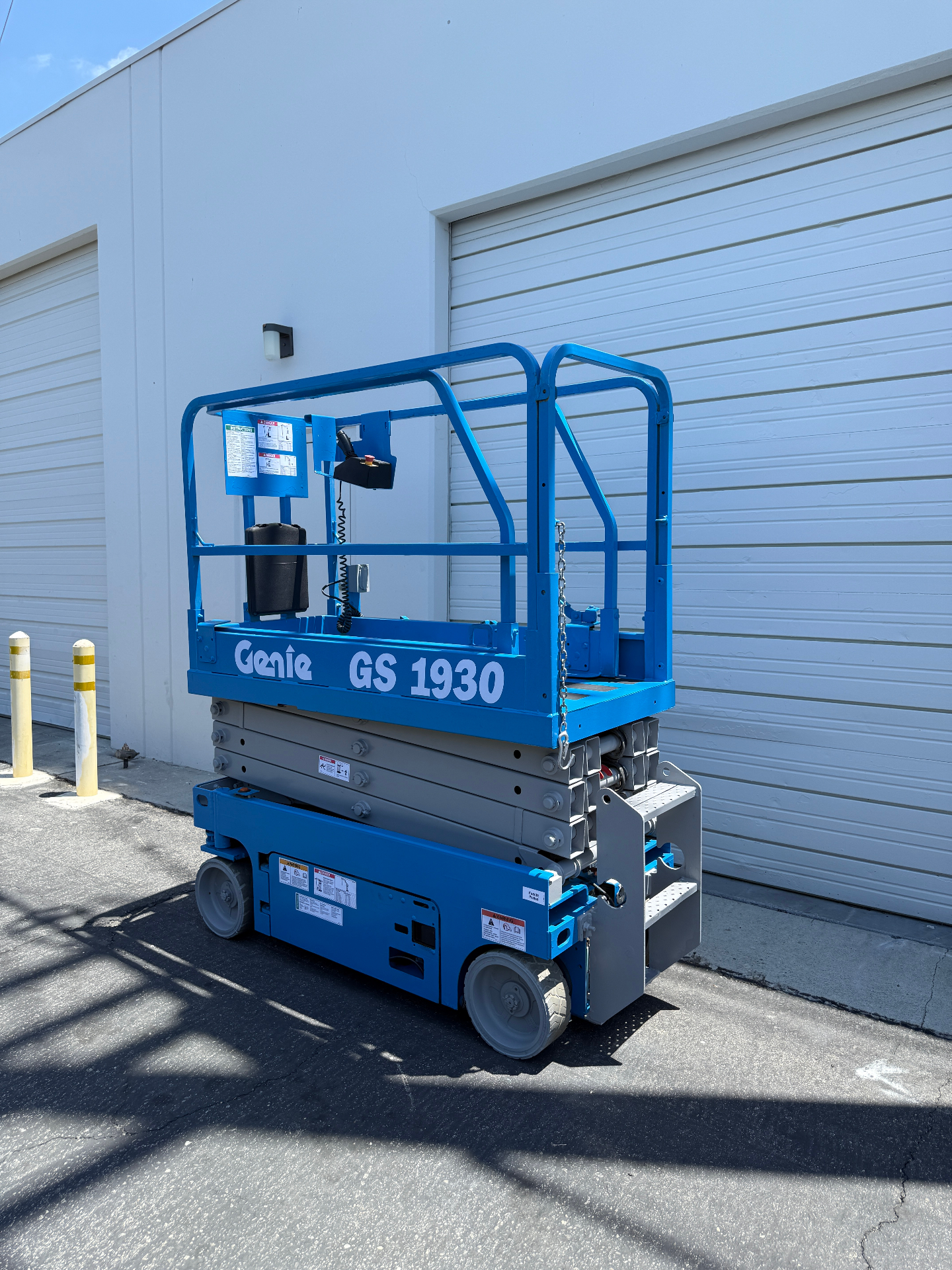 2019 Genie GENIE GS 1930 Scissor Lift for sale — Global Solutions Equipment — gallery photo 2 of 4