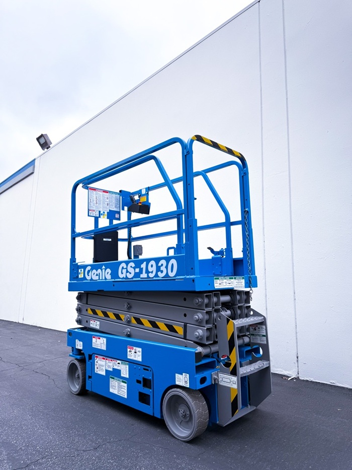 2021 Genie GENIE GS 1930 Scissor Lift for sale — Global Solutions Equipment — gallery photo 5 of 5