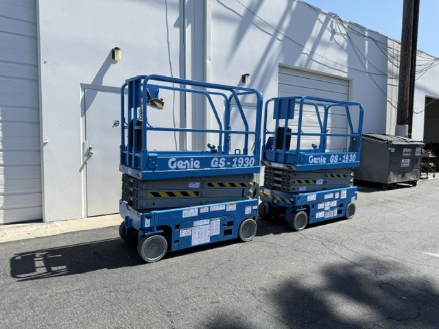 2021 Genie GENIE GS 1930 — 19 ft electric indoor scissor lift for sale