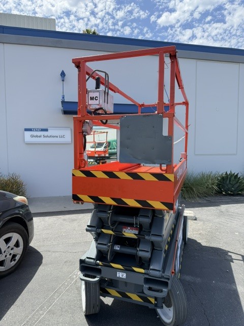 2021 Skyjack SKYJACK SJIII 3226 — 32 ft electric indoor scissor lift for sale — side profile